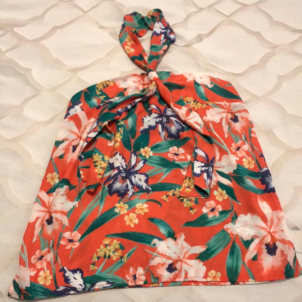Floral Halter Shirt. Perfect for looking cute on a hot day.
